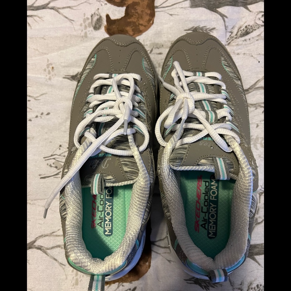 Sketchers gray womens Delights sneakers size 8.5